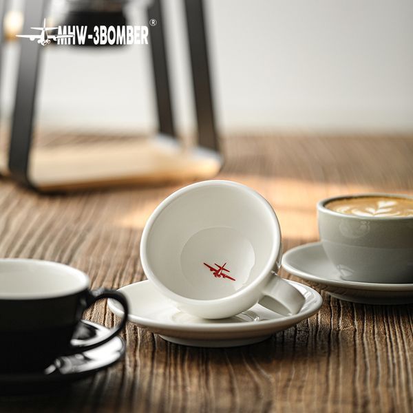 Чашка для кофе с блюдцем 280 мл MHW-3BOMBER Latte Cup Черная 74efe436 фото